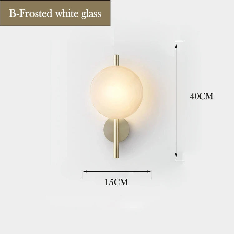 Moderne LED-Wandleuchte aus Glas für stilvolle Wohnraumbeleuchtung