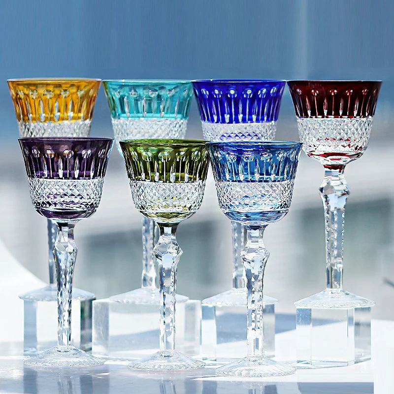 Verres à vin antique gravés main pied taillé - vue 5 sur 7