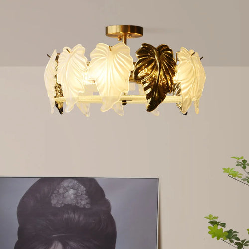 LED-Deckenleuchte im französischen Vintage-Design mit Glasblättern - vue 3 sur 9