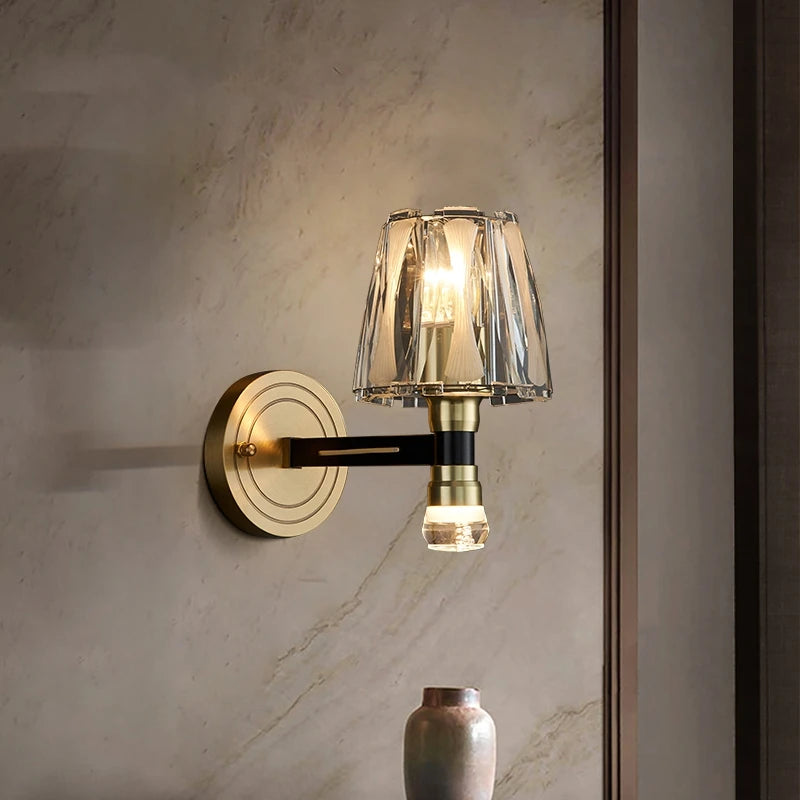 Applique murale de luxe américaine en cuivre et cristal - vue 3 sur 7