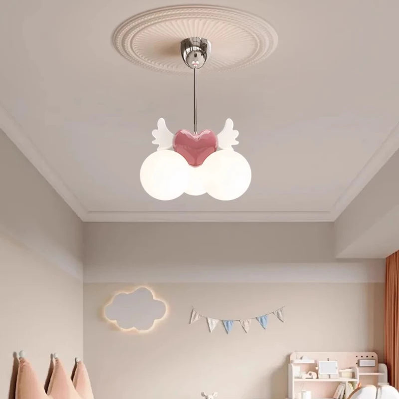 lustre romantique pour chambre d'enfant décor princesse en verre - vue 3 sur 8