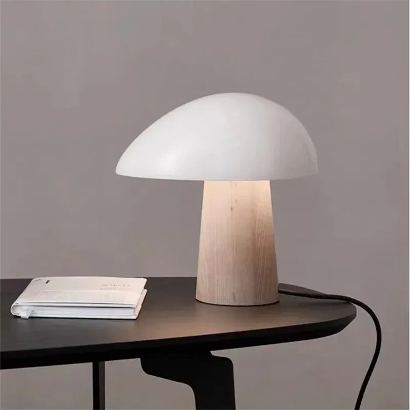 lampe de table champignon en bois design nordique éclairage décoratif