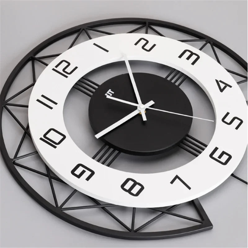 horloge murale pivotante créative design silencieuse pour décoration intérieure - vue 4 sur 7