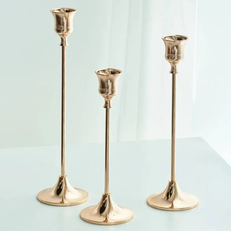 kit de trois bougeoirs en laiton doré pour mariage et dîner - vue 19 sur 18