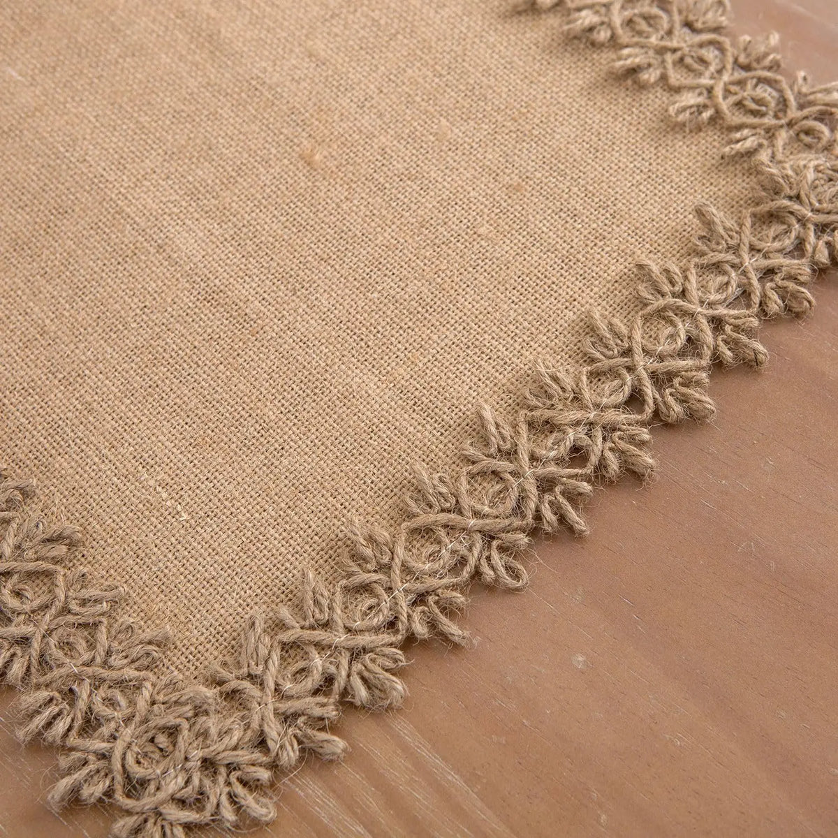 Chemin de table macrame beige rustique boheme franges - vue 7 sur 7