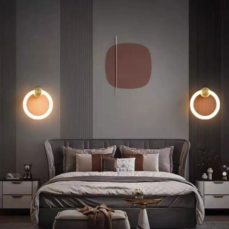 applique murale led moderne en laiton avec anneau acrylique gradable - vue 4 sur 10
