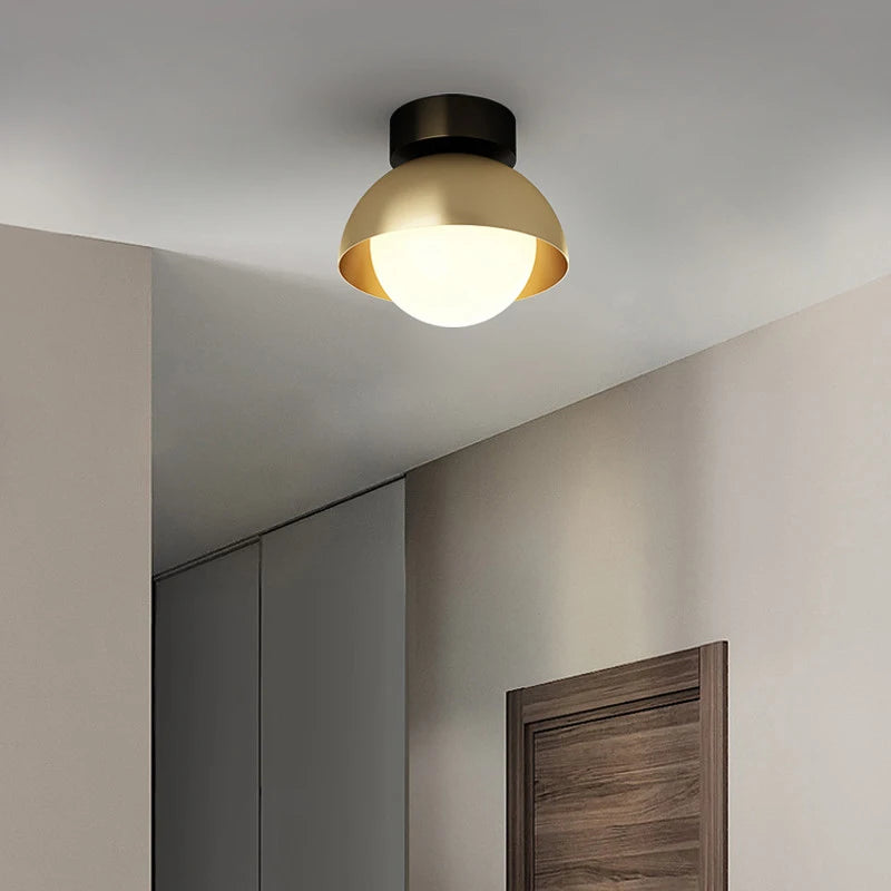 Moderne und minimalistische Kupfer-Deckenleuchte für den Flur mit drei Lichtfarben - vue 3 sur 7