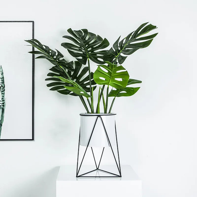 pot de fleurs en métal nordique design pour succulentes - vue 5 sur 8