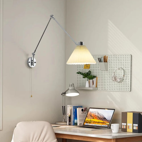 Moderne teleskopische Wandleuchte mit schwenkbarem Arm und rotierbarer Lampe - vue 3 sur 11