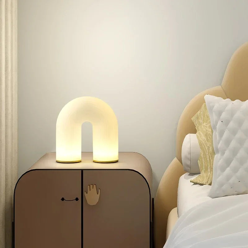 LED-Pendelleuchte aus Acryl in U-Form Dekorative Pendelleuchte - vue 3 sur 10