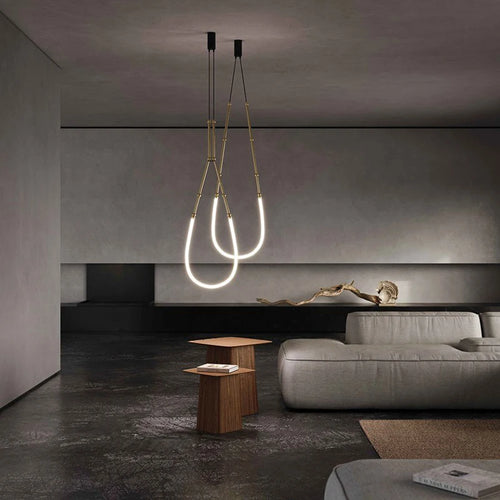 Moderner minimalistisch designter Kronleuchter für Bar oder Restaurant - vue 3 sur 14