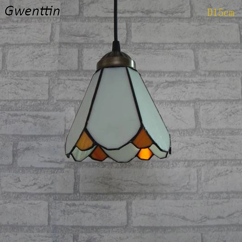 Tiffany-Pendelleuchte im mediterranen Stil für elegante Innendekoration