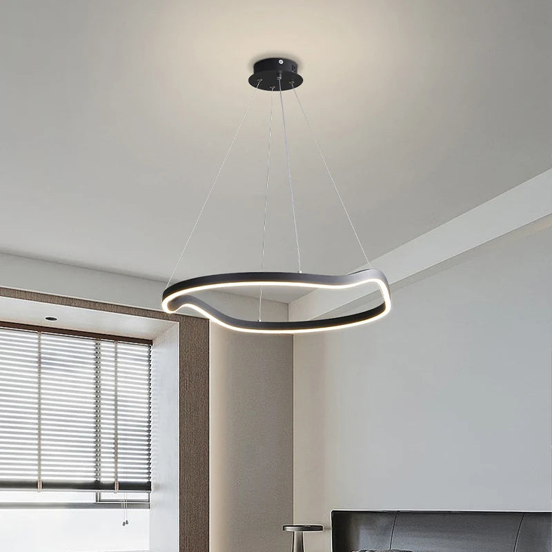 Lustre anneaux déformés design panochas pour intérieur - vue 5 sur 18