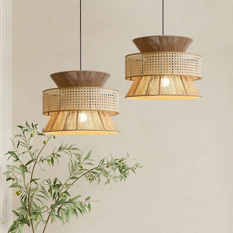 Suspension Sabi Wabi style chinois en rotin cannage - vue 4 sur 24