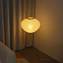 Design-Stehleuchte im japanischen Stil aus Reispapier mit Stativ