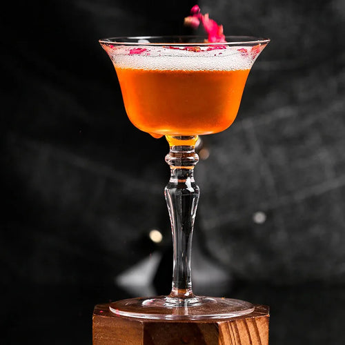 Verres a martini elegants design cocktail classique
