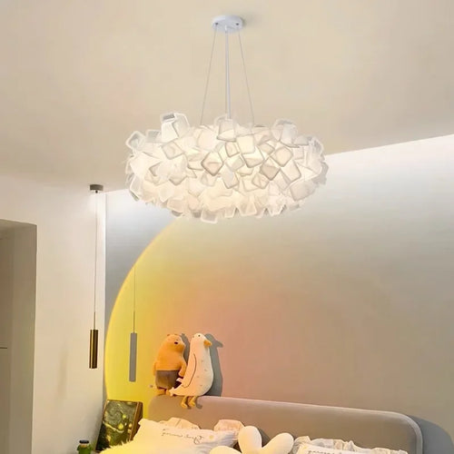 Moderner LED-Kronleuchter mit Augenschutz und Federn - vue 10 sur 10