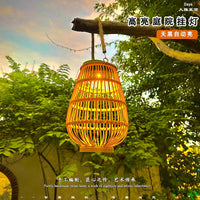 Solarlaterne aus Rattan für kreative Outdoor-Atmosphäre