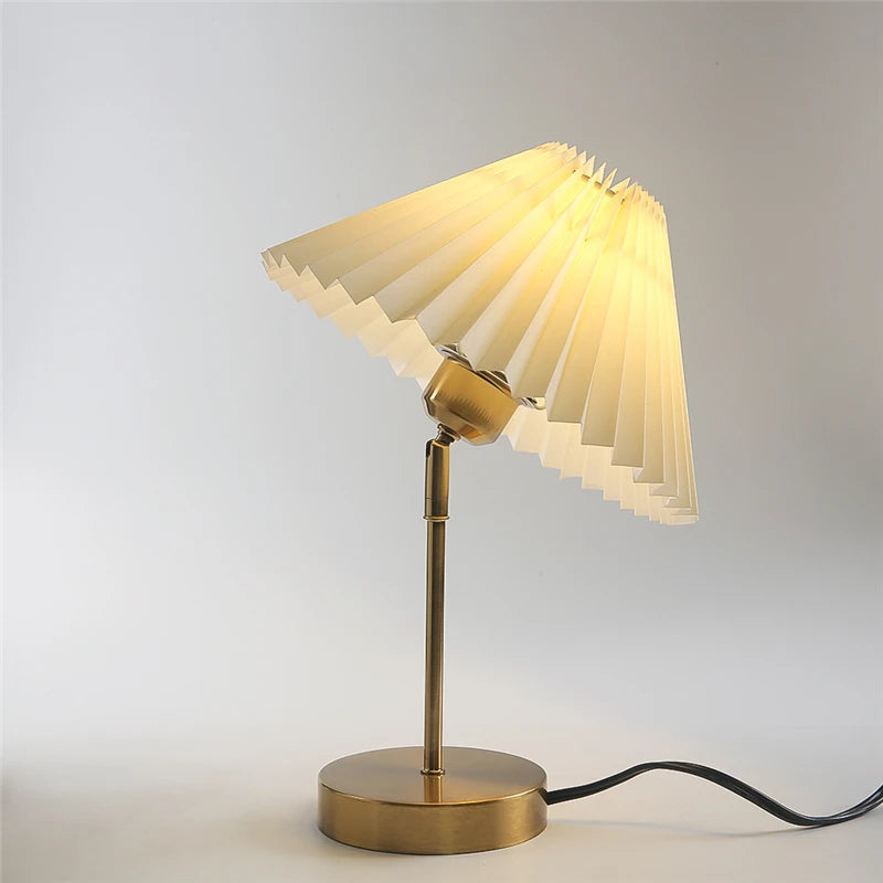 lampadaire rétro avec abat-jour plissé éclairage décoratif polyvalent - vue 5 sur 9