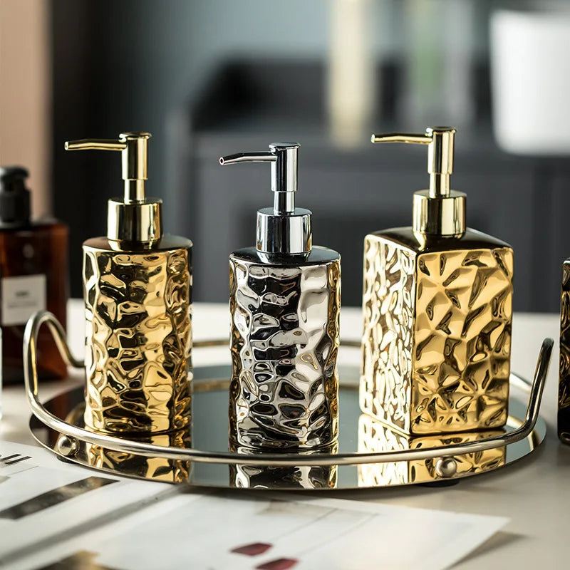bouteille de savon en céramique de luxe pour salle de bain - vue 5 sur 10