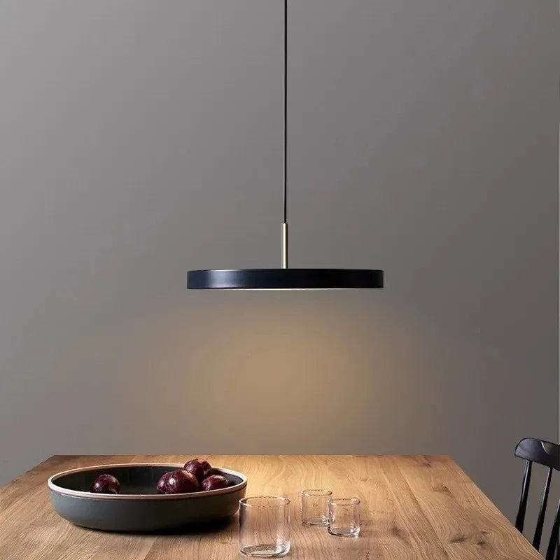 Suspension LED nordique multicolore en forme de disque