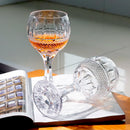 Verres à vin antique gravés main pied taillé