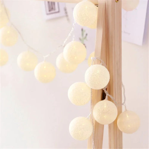 Cotton Ball Garland Lights String, Fairy Lights, Christmas, XmasHoliday Wedding Party, Baby Bed, Outdoor Decorations, 6m, 40 LED - vue 3 sur 16