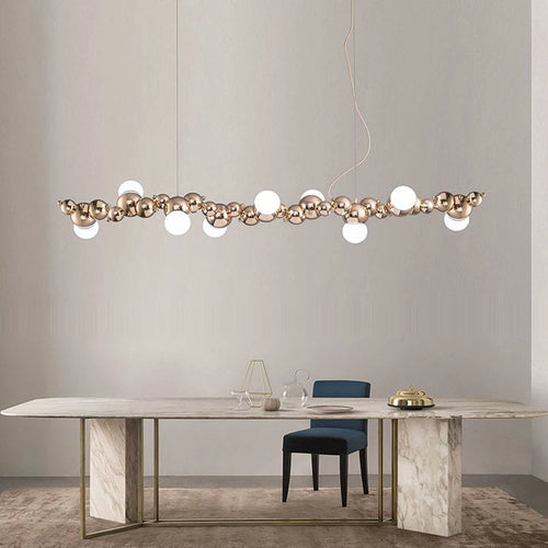 suspension design led art déco en or chromé pour intérieur élégant