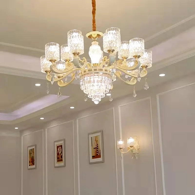 lustre en verre cristal design moderne pour un intérieur élégant - vue 5 sur 10