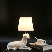 Moderne Nachttischlampe mit Tiermotiv und dekorativem Licht