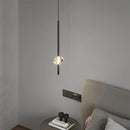 Minimalistische Pendelleuchte mit Kristallwürfel-Dekor
