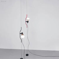 Verstellbare Stehleuchte aus Metall im Art-déco-Stil für modernes Interieur