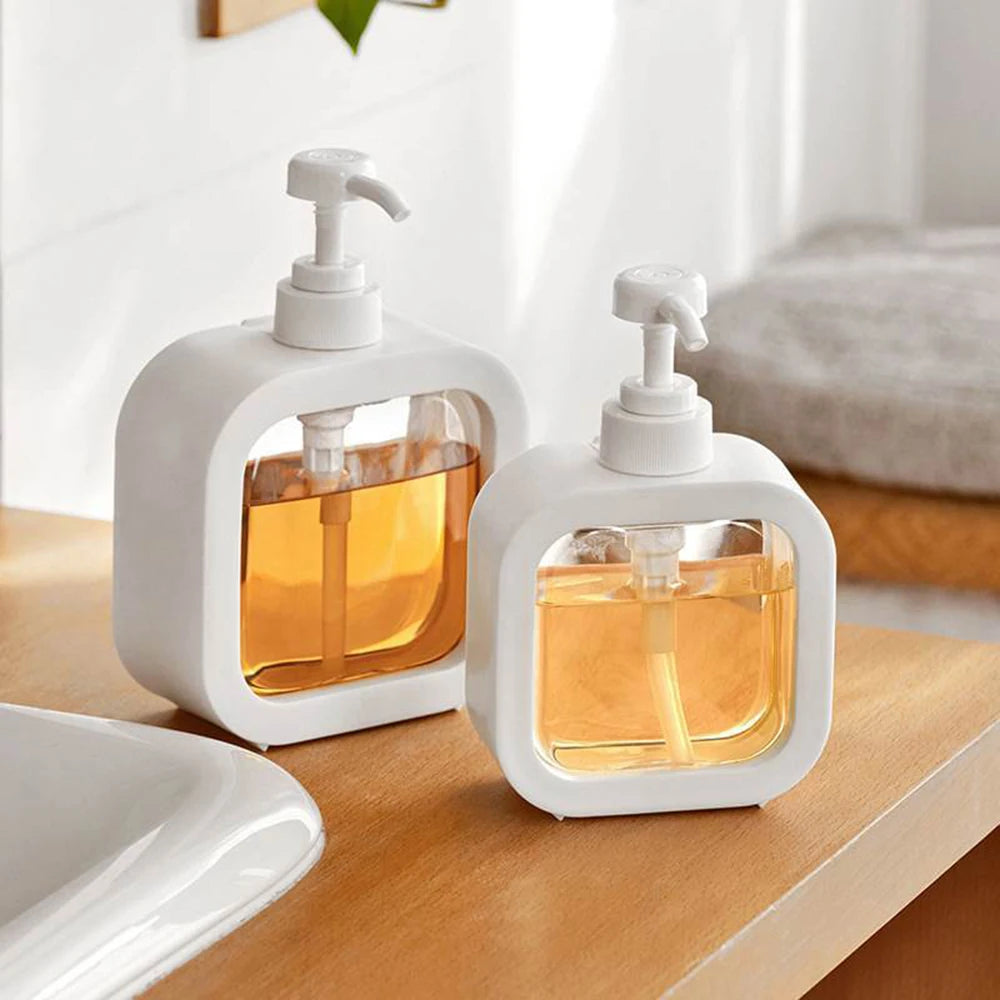 A large-capacity soap dispenser bottle, transparent visible plastic press bottle, suitable for travel, kitchen, bathroom - vue 3 sur 8