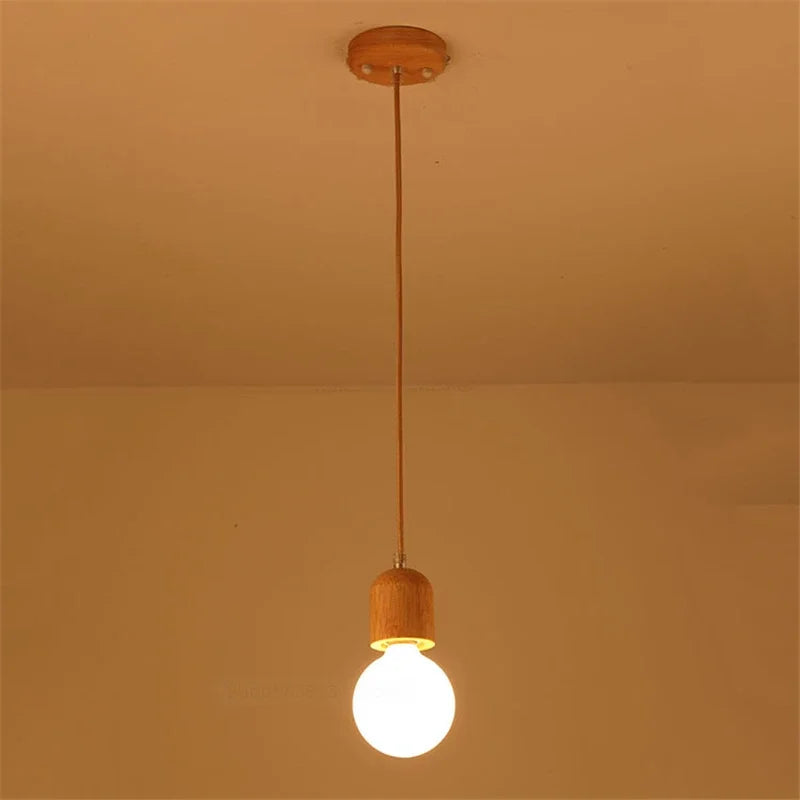 Vintage-Pendelleuchte aus Eichenholz im modernen Design - vue 13 sur 15