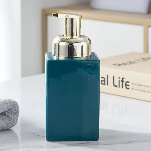distributeur de savon en céramique avec pompe dorée pour salle de bain - vue 16 sur 17
