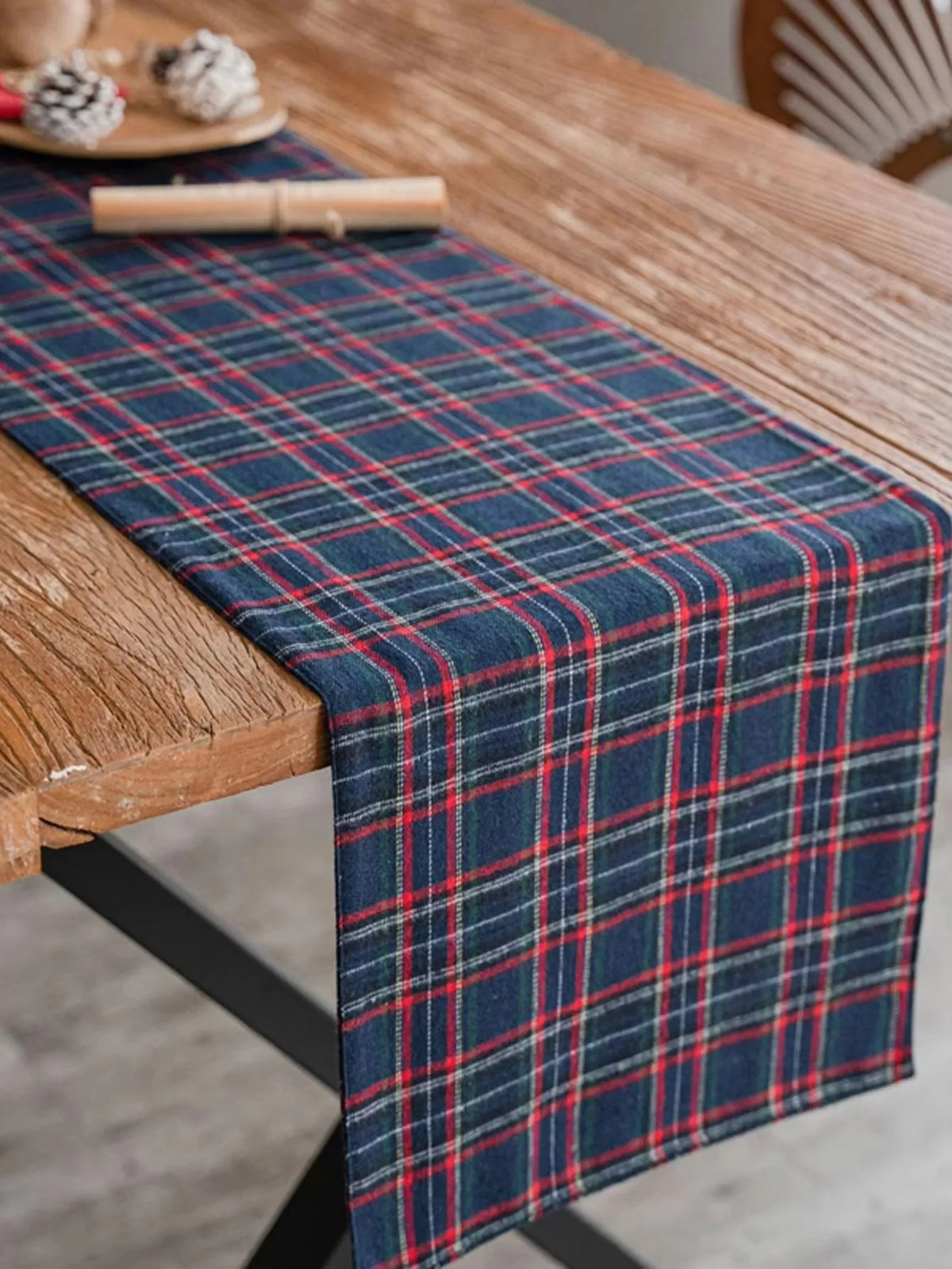 Chemin de table quadrillage tissé décoration fêtes mariage - vue 4 sur 6