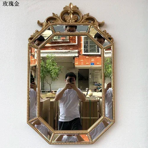 miroir décoratif suspendu nordique pour un élégant maquillage - vue 10 sur 14