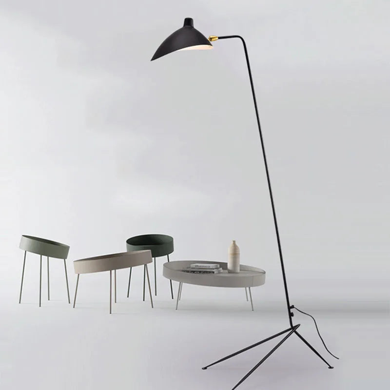 lampadaire minimaliste blakc en métal avec abat-jour rotatif