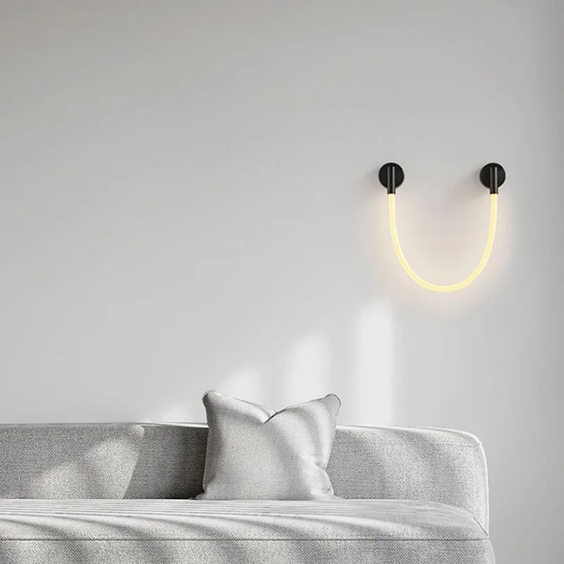 LED-Wandleuchte aus Silikon und Edelstahl für den Innenbereich - vue 4 sur 10