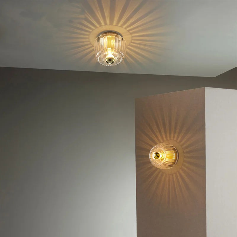 Romantische Glaswandleuchte mit warmweißem Licht für stimmungsvolle Innenbeleuchtung - vue 4 sur 10