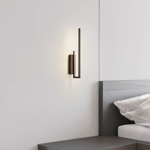 Minimalistische Wandleuchte aus Messing, dimmbar - vue 5 sur 8
