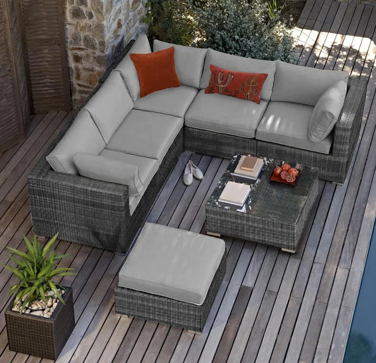 canapés sectionnels en rotin pour espaces réduits et confortables