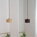 suspension en bois moderne nordique avec luminaire en laiton