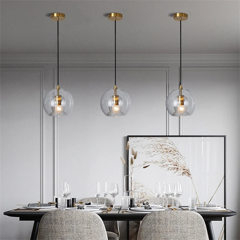 suspension ronde en verre style industriel lumineux et élégant - vue 4 sur 12