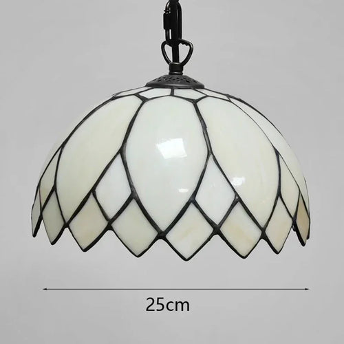 Tiffany-Pendelleuchte mit Blättermotiv für elegante Innendekoration