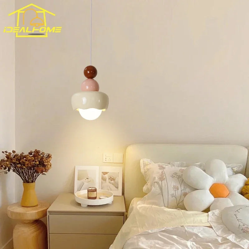 suspension design moderne en résine et verre pour intérieur enfant - vue 5 sur 9