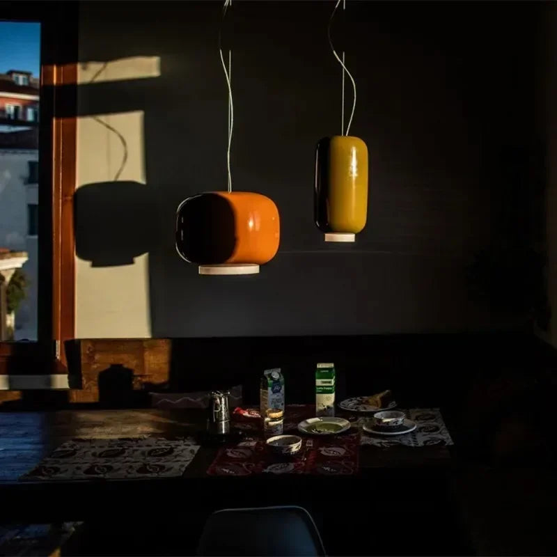 suspension moderne en verre design lumineux et coloré - vue 4 sur 9