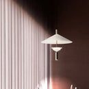 Postmoderne minimalistische Pendelleuchte in Ufo-Form