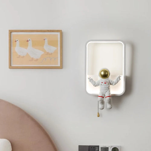 Nordische minimalistische und moderne Astronauten-Wandleuchte - vue 2 sur 9