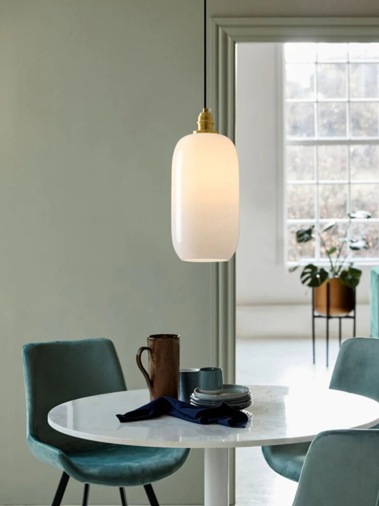 lustre en verre blanc pour une ambiance artistique élégante - vue 5 sur 7